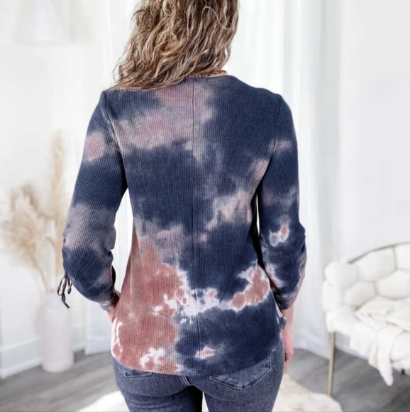 Tie dye shirring long sleeve top - Picture 4 of 5